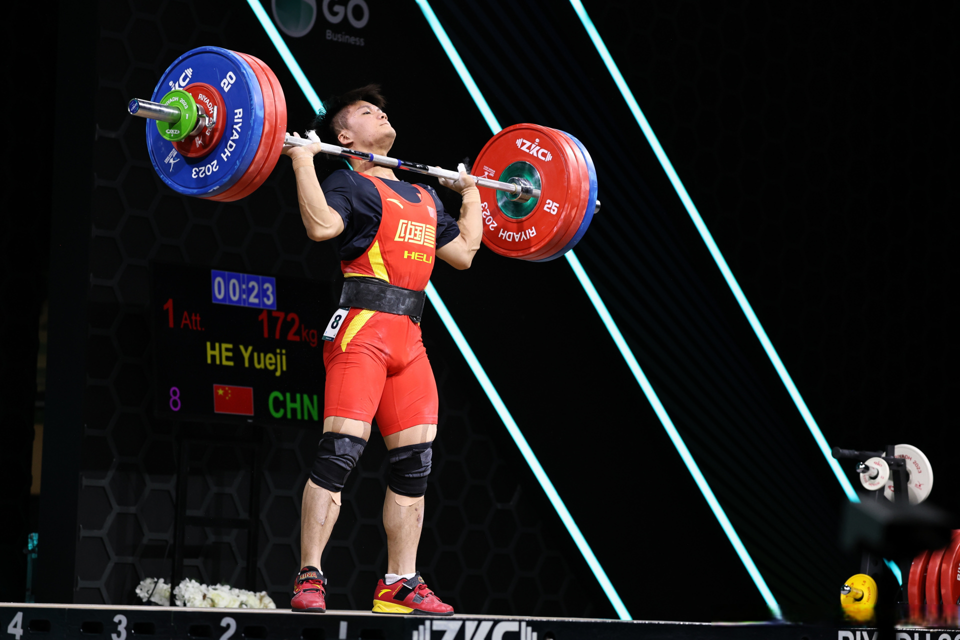 包含体育器械选手身姿优美技艺精湛获胜的词条