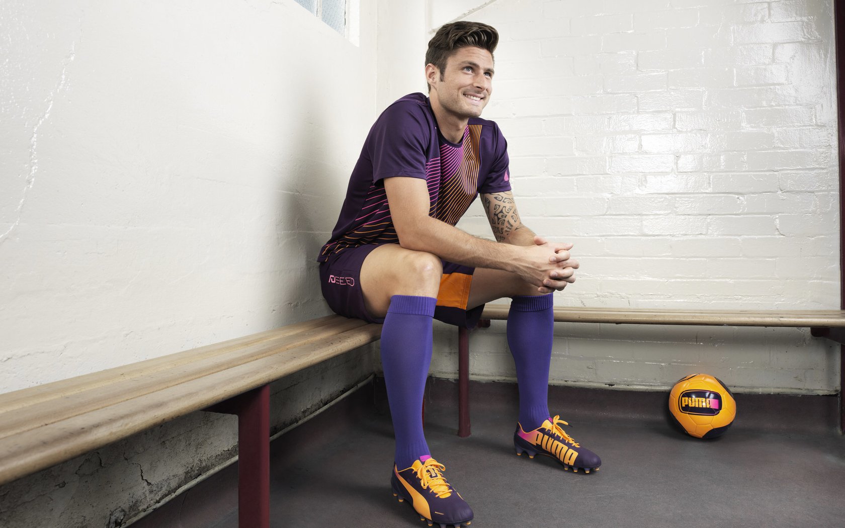 英超争冠焦点战与森林狼晋级,双线战场上的意志较量